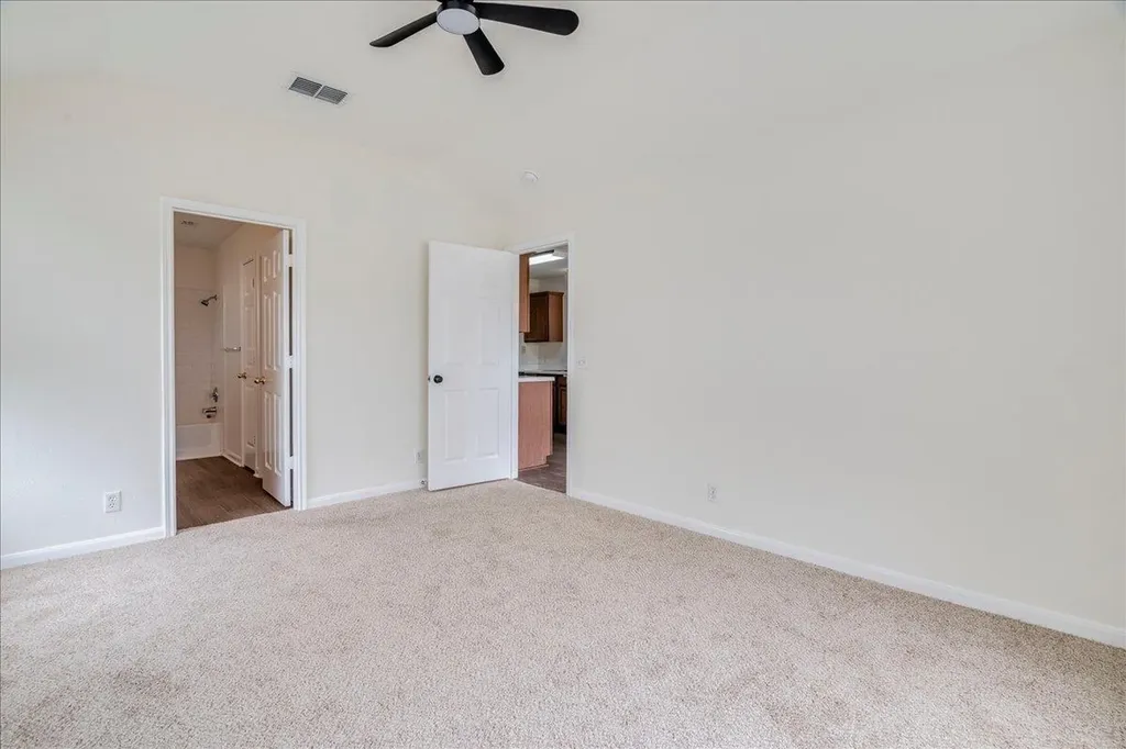 201 Elmer Cove Kyle TX 78640