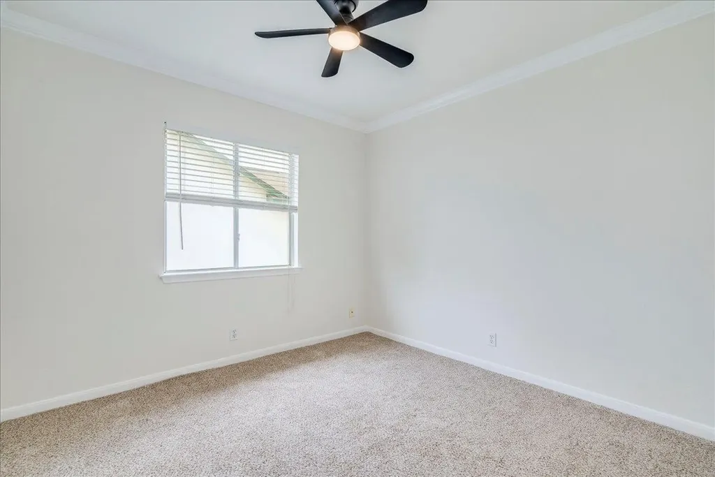 201 Elmer Cove Kyle TX 78640