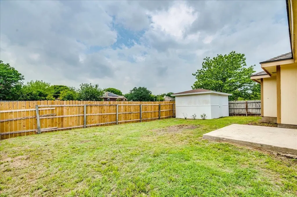 201 Elmer Cove Kyle TX 78640