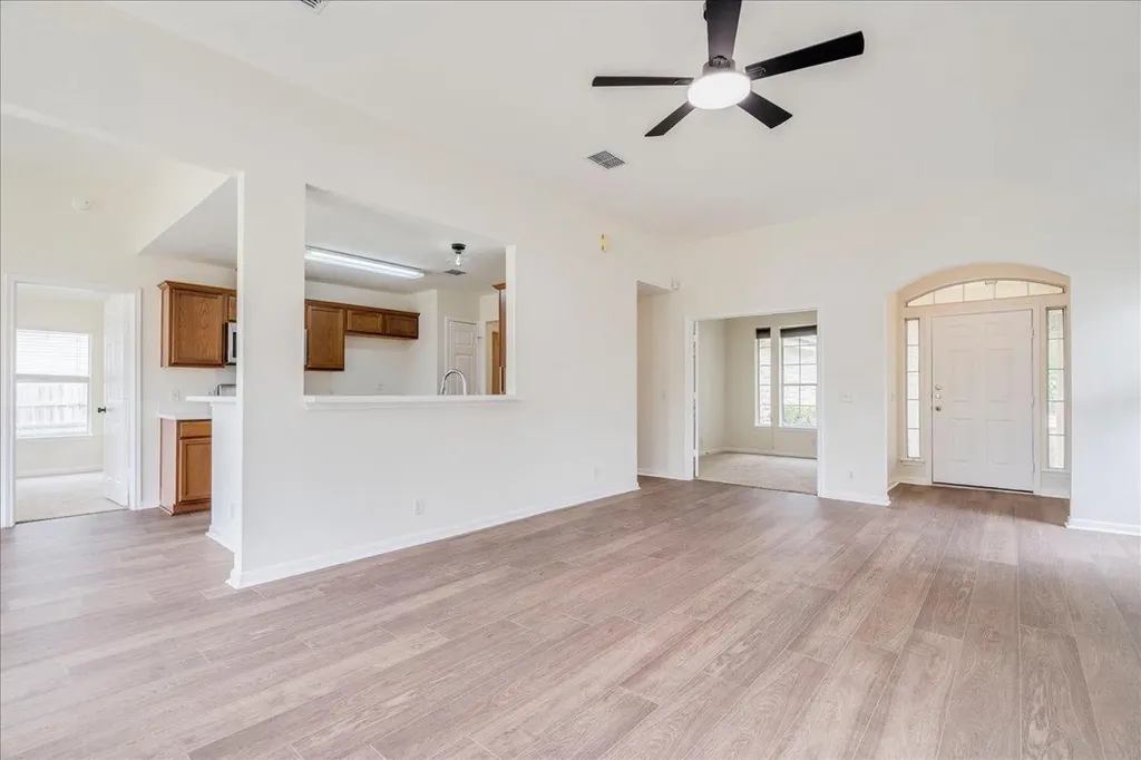 201 Elmer Cove Kyle TX 78640