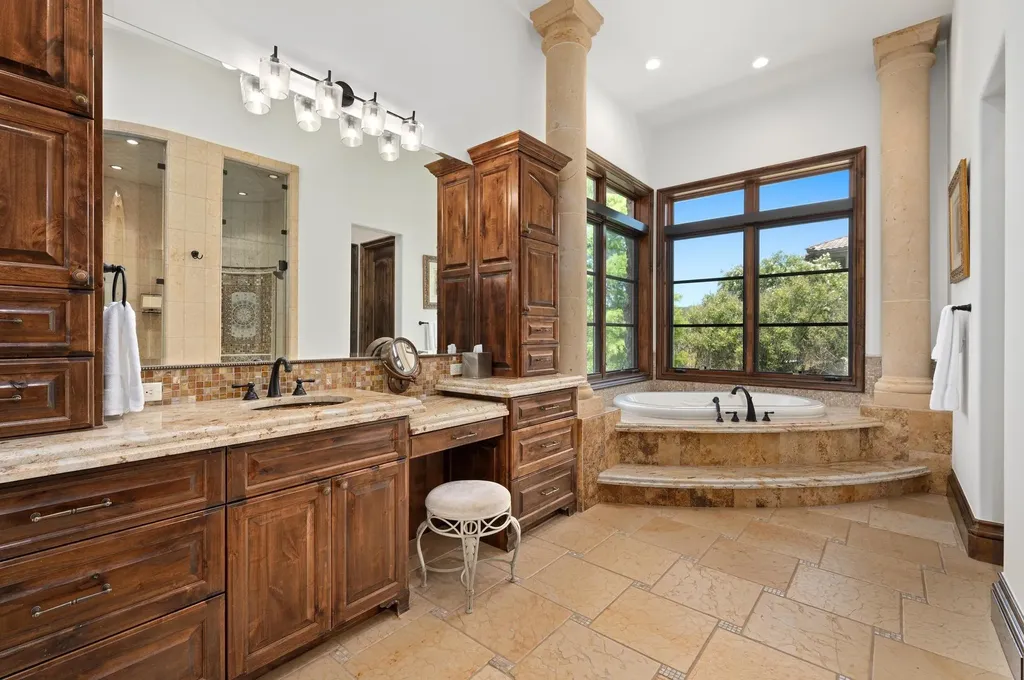 13322 Shore Vista Drive Austin TX 78732