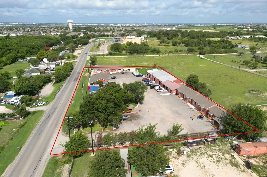 3195 Fm-2001 Buda TX 78610