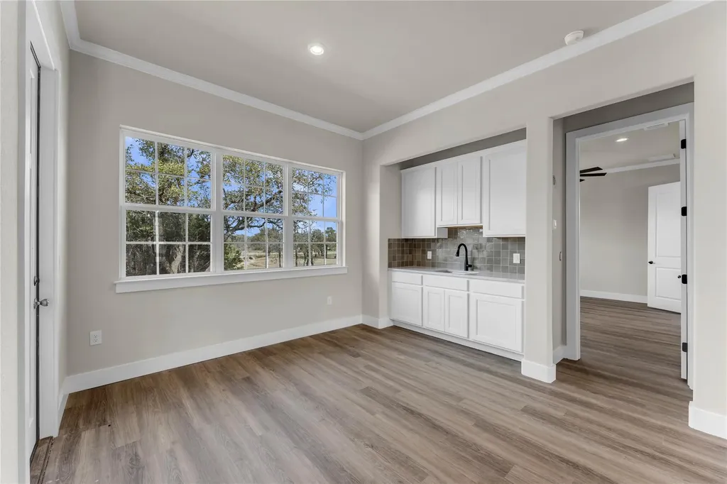 108 Double Circle Burnet TX 78611