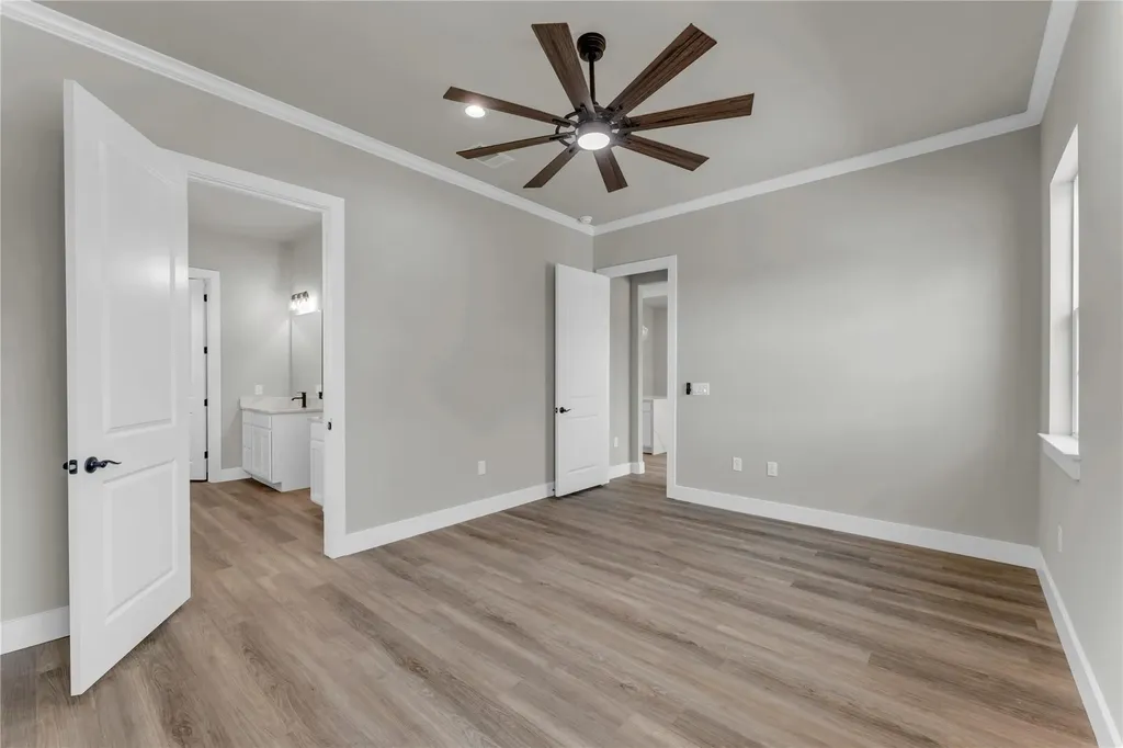 108 Double Circle Burnet TX 78611
