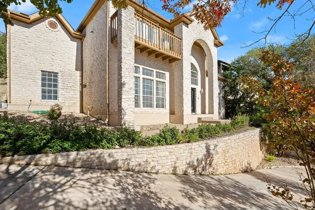 6108 Cape Coral Drive Austin TX 78746