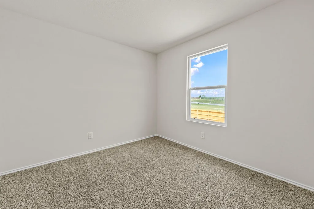2121 Windflower Lane Luling TX 78648
