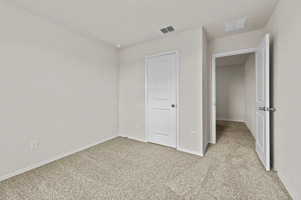 2121 Windflower Lane Luling TX 78648