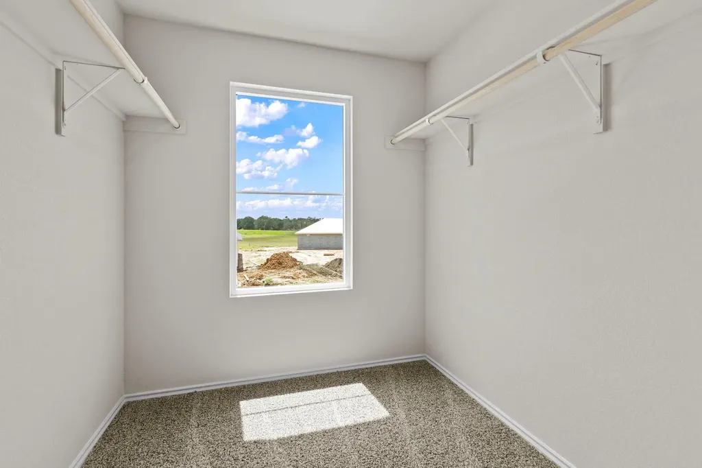 2121 Windflower Lane Luling TX 78648