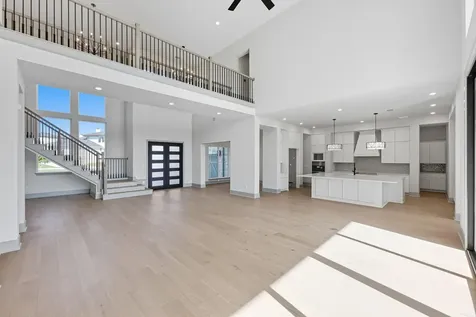 942 Bristol Creek Bend Lakeway TX 78738