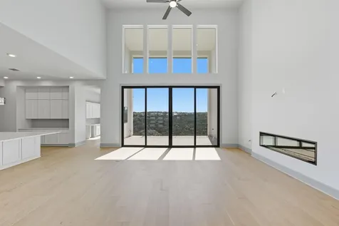 942 Bristol Creek Bend Lakeway TX 78738