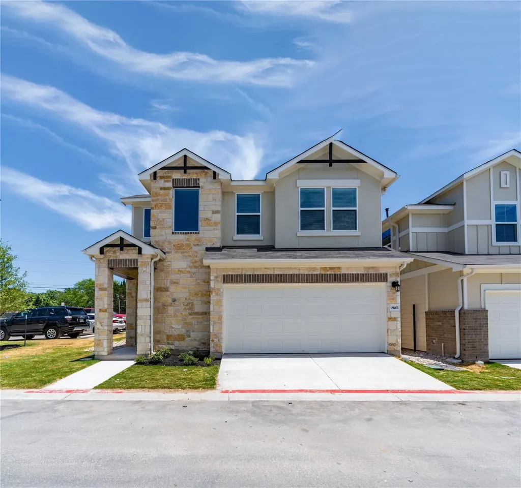 9601 Dawn Pearl Drive Austin TX 78748