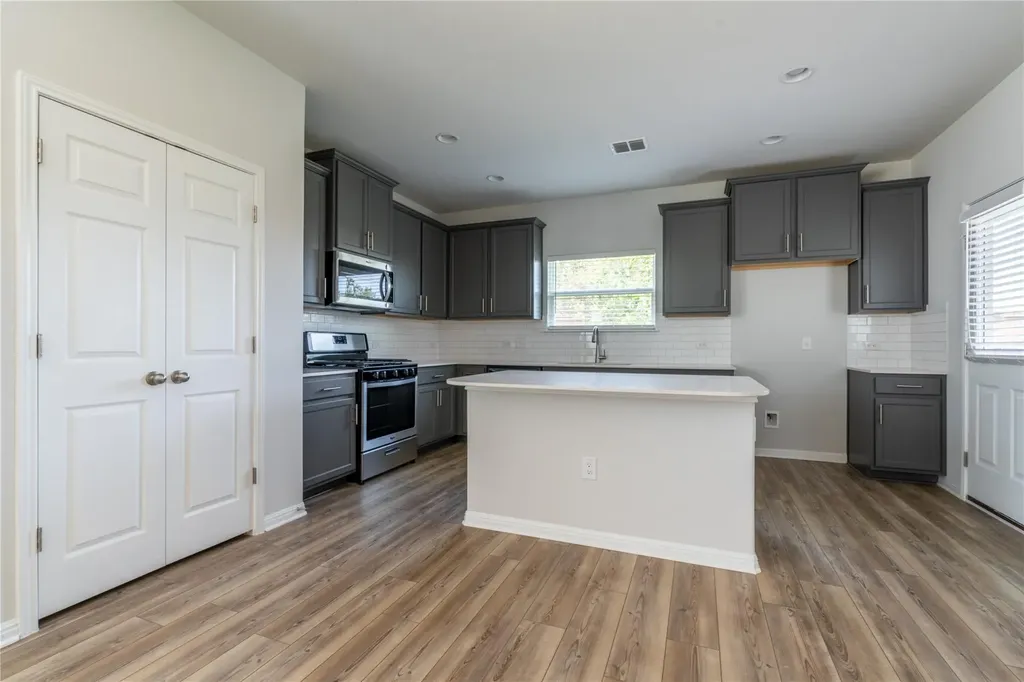 9601 Dawn Pearl Drive Austin TX 78748