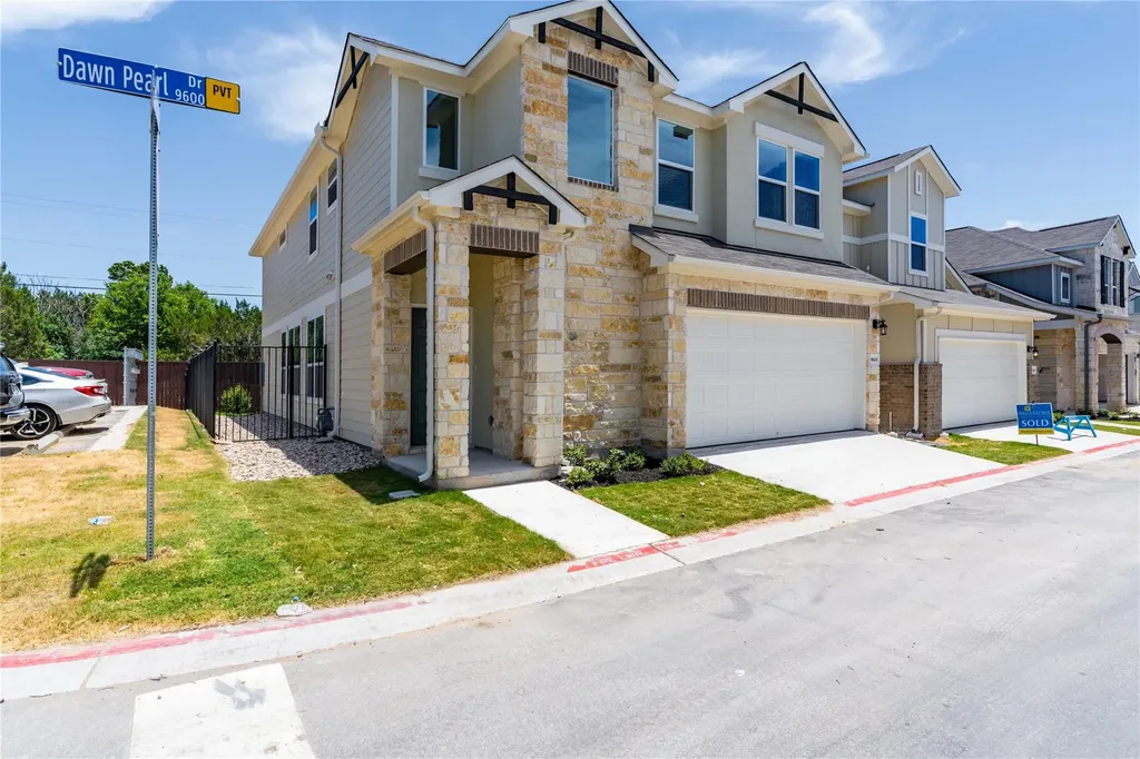 9601 Dawn Pearl Drive Austin TX 78748