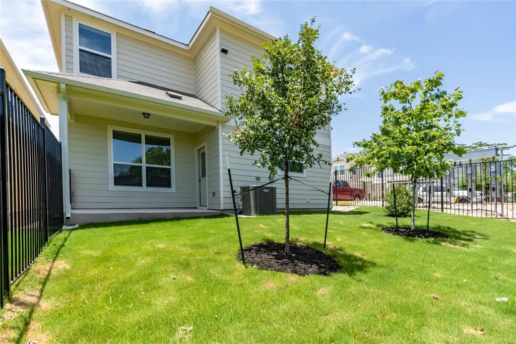 9601 Dawn Pearl Drive Austin TX 78748