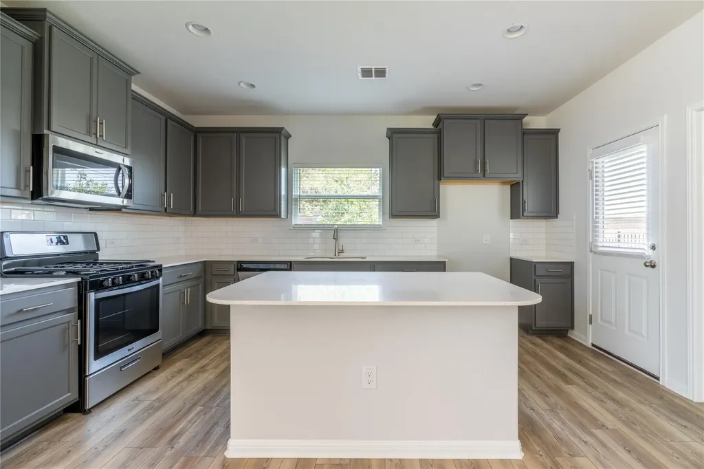 9601 Dawn Pearl Drive Austin TX 78748