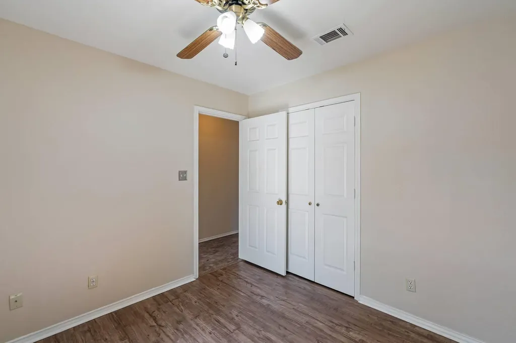 7704 Plateau Cove Lago Vista TX 78645