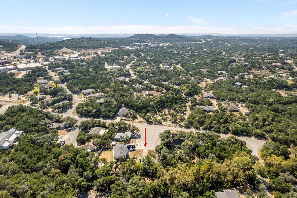 7704 Plateau Cove Lago Vista TX 78645