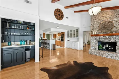 110 Longhorn Lane Dripping Springs TX 78620