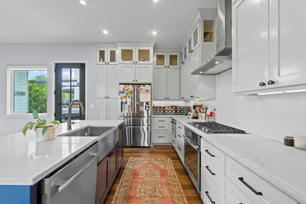 1201 W 39th 1/2 Street Austin TX 78756