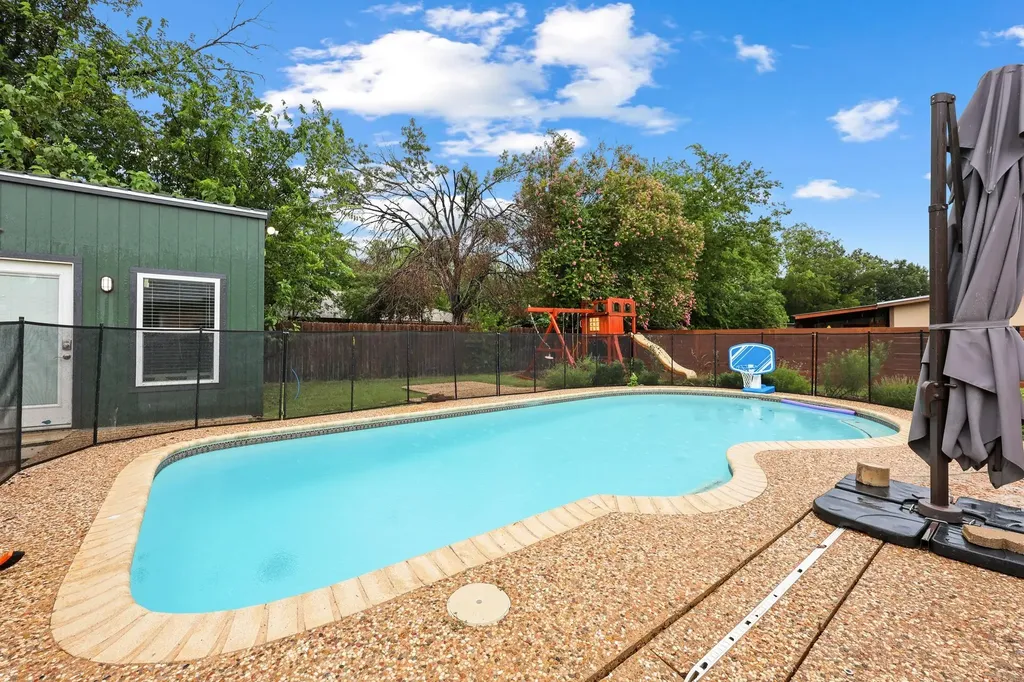 608 Andover Drive Round Rock TX 78664