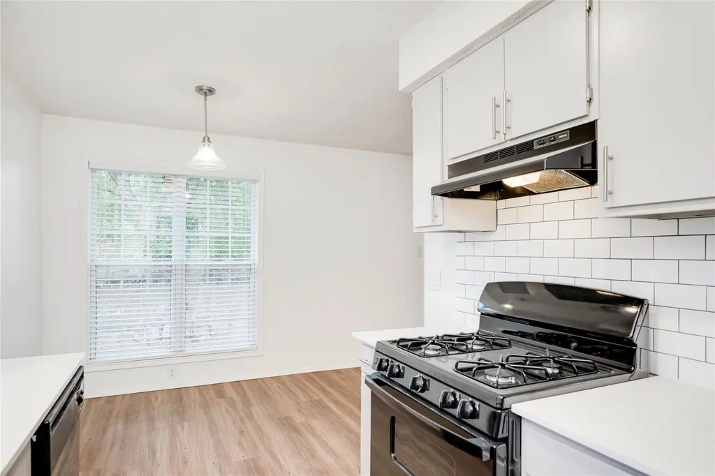 4410 Dove Springs Drive Austin TX 78744