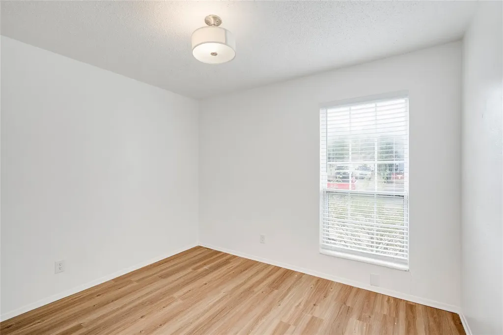 4410 Dove Springs Drive Austin TX 78744