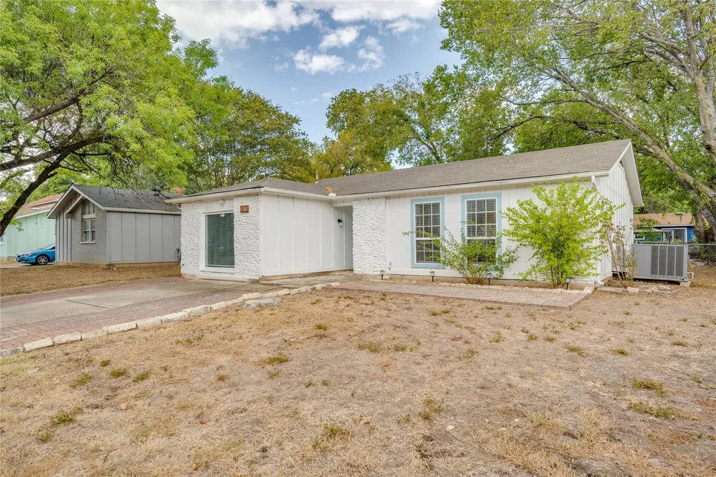 4410 Dove Springs Drive Austin TX 78744