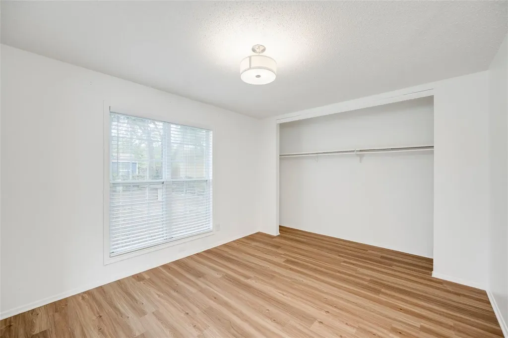 4410 Dove Springs Drive Austin TX 78744