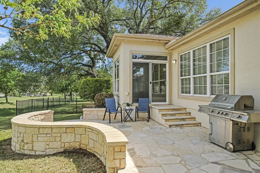 305 Rosecliff Drive Georgetown TX 78633