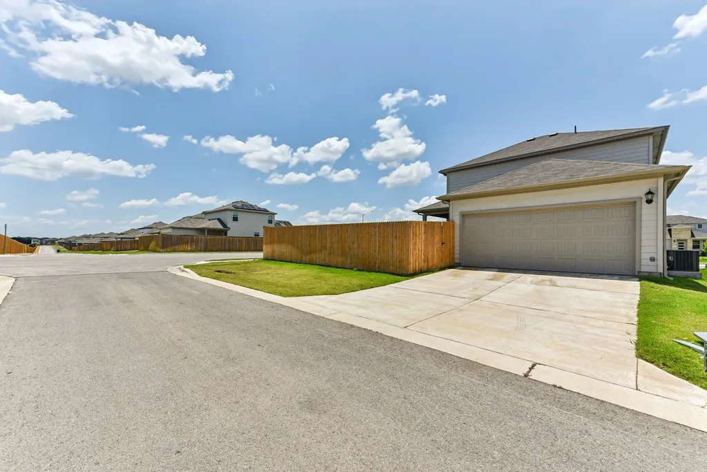 800 Long Run Liberty Hill TX 78642