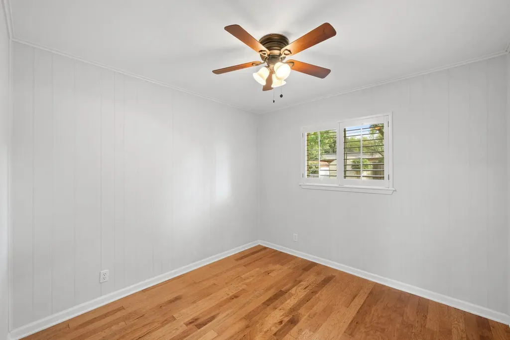 2210 Kenbridge Drive Austin TX 78757