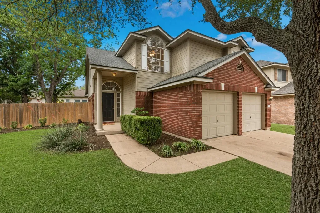 9109 Hoffman Cove Austin TX 78749