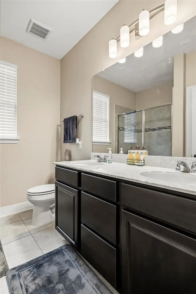 105 West Point Way Elgin TX 78621