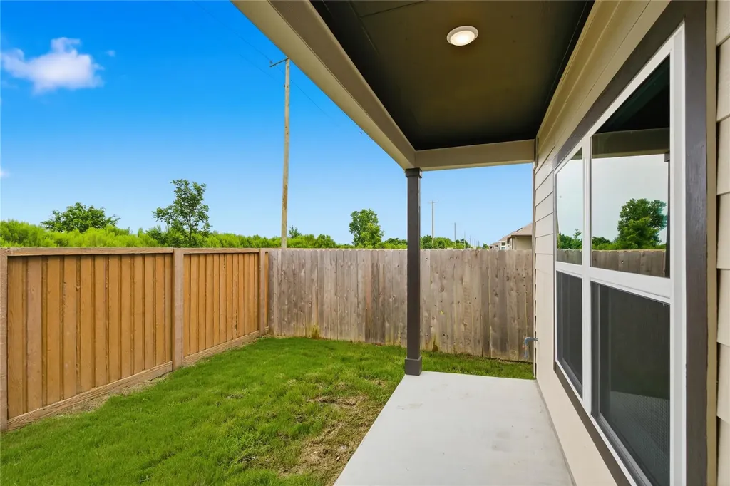 101 Greinert Drive Taylor TX 76574
