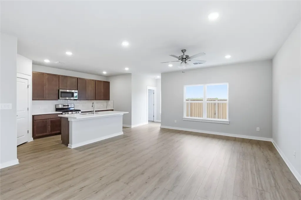 101 Greinert Drive Taylor TX 76574