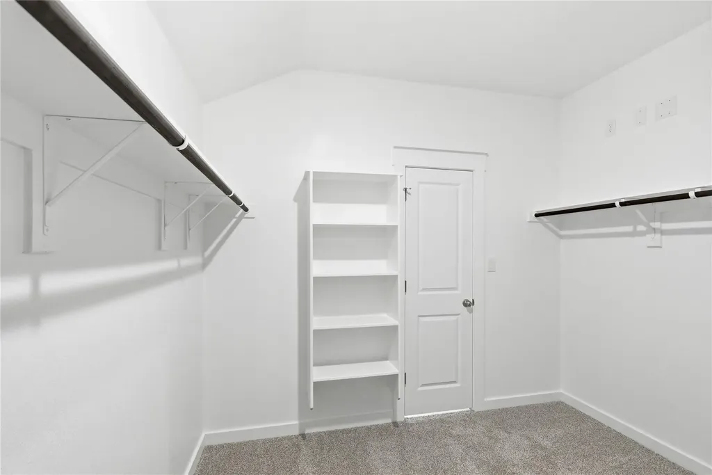 101 Greinert Drive Taylor TX 76574