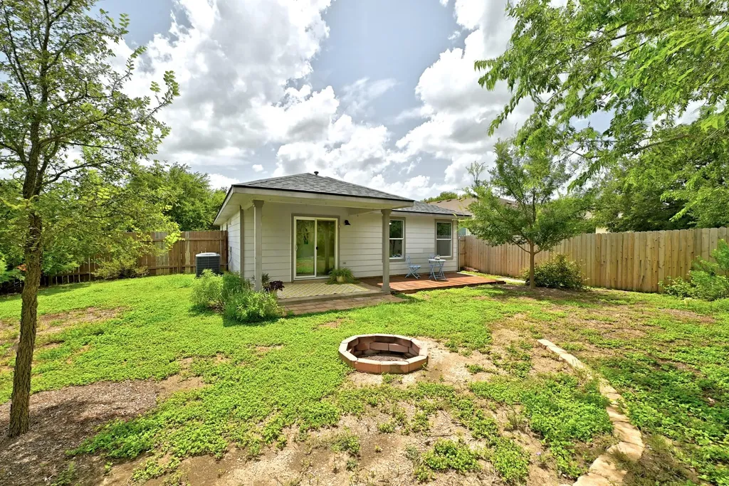 148 Pearl Lake Drive Kyle TX 78640