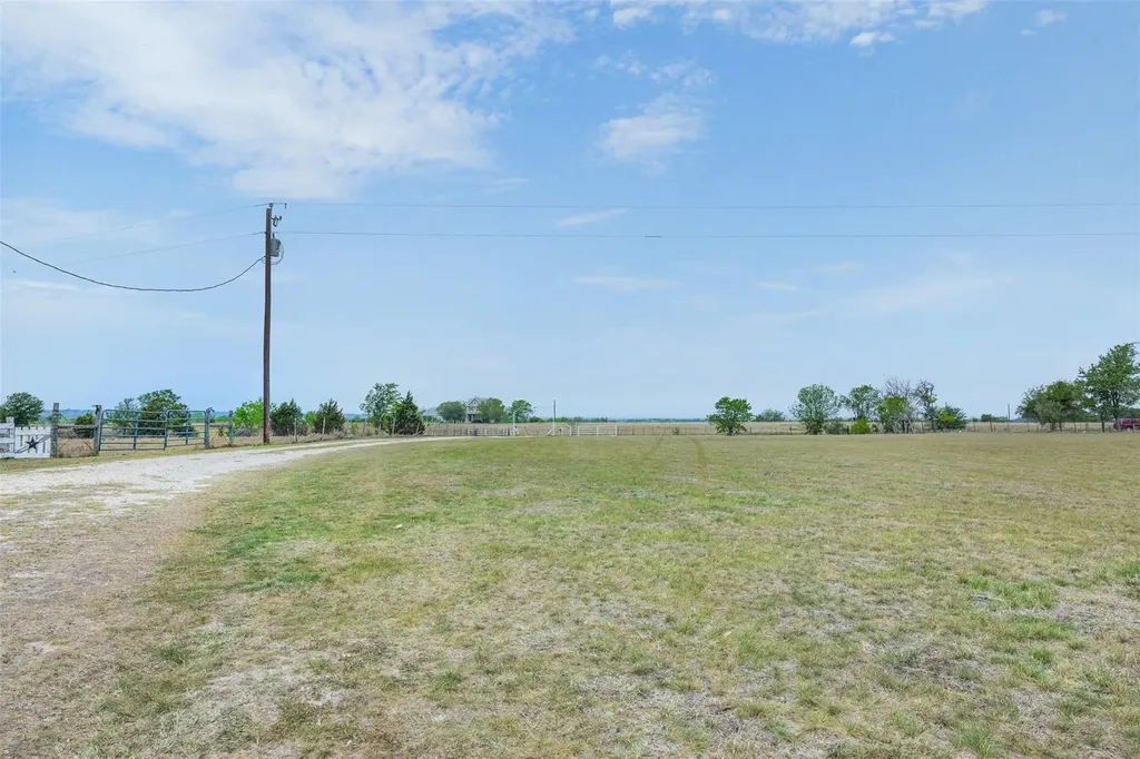 763 Upper Elgin River Road Elgin TX 78621