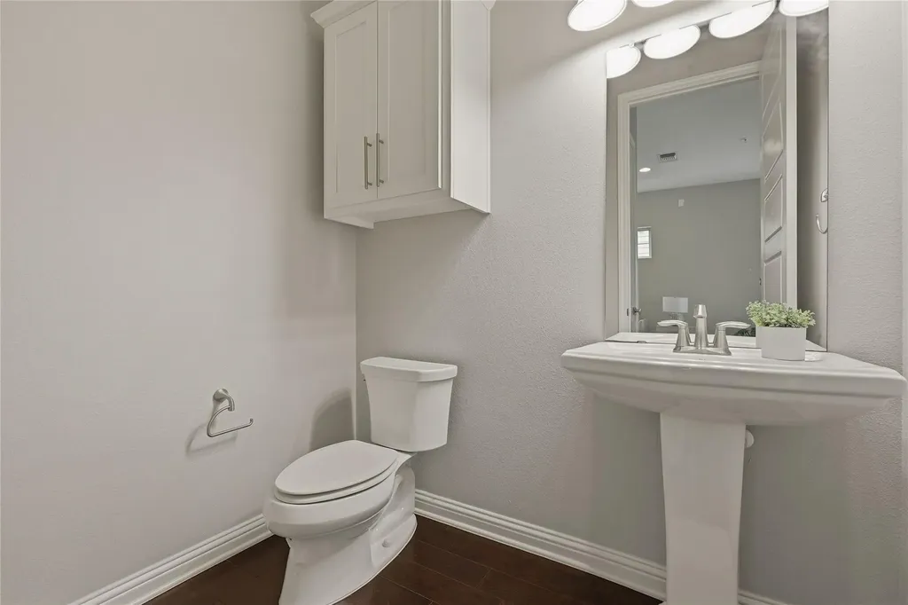 2925 Zach Scott Street Austin TX 78723