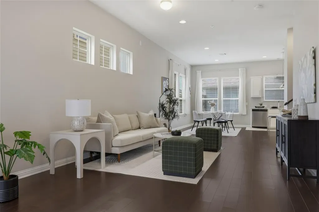 2925 Zach Scott Street Austin TX 78723