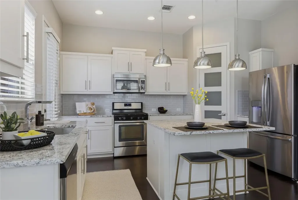 2925 Zach Scott Street Austin TX 78723