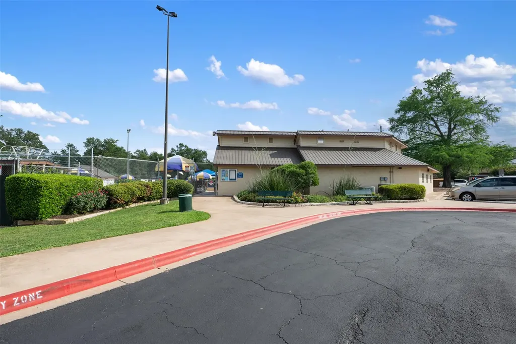 12103 Mill Hollow Austin TX 78750