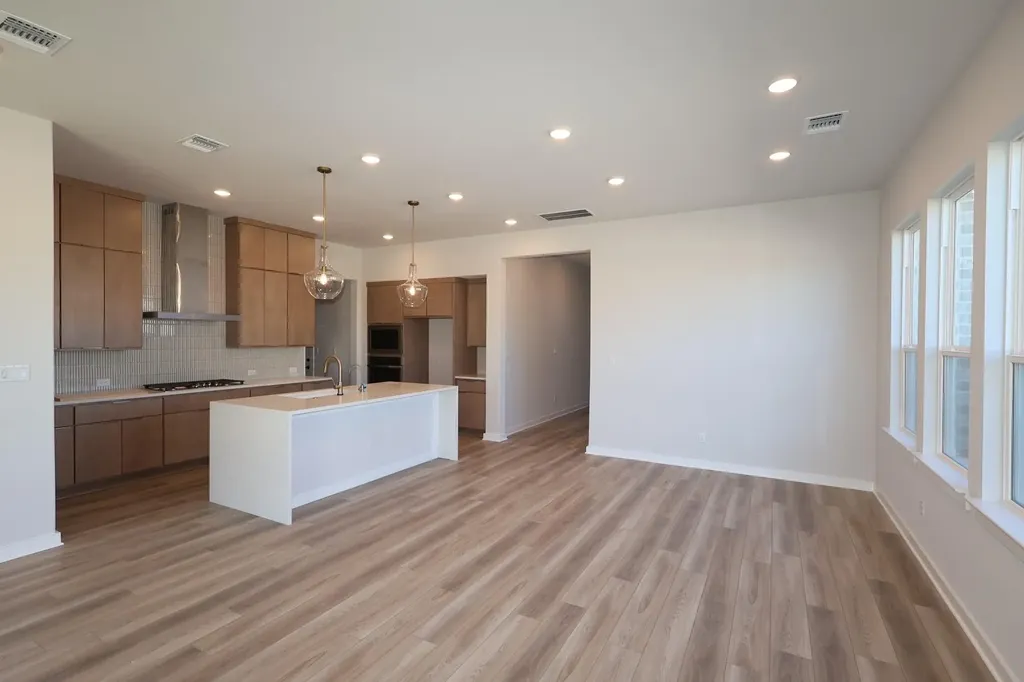 416 Lariat Loop Liberty Hill TX 78642