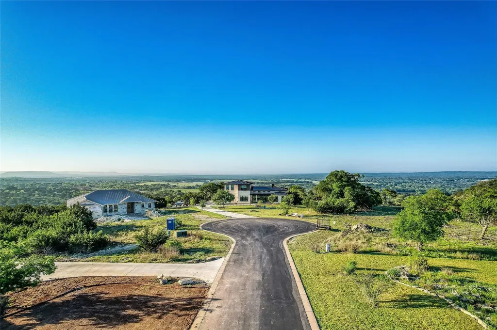73 Big Sky Burnet TX 78611