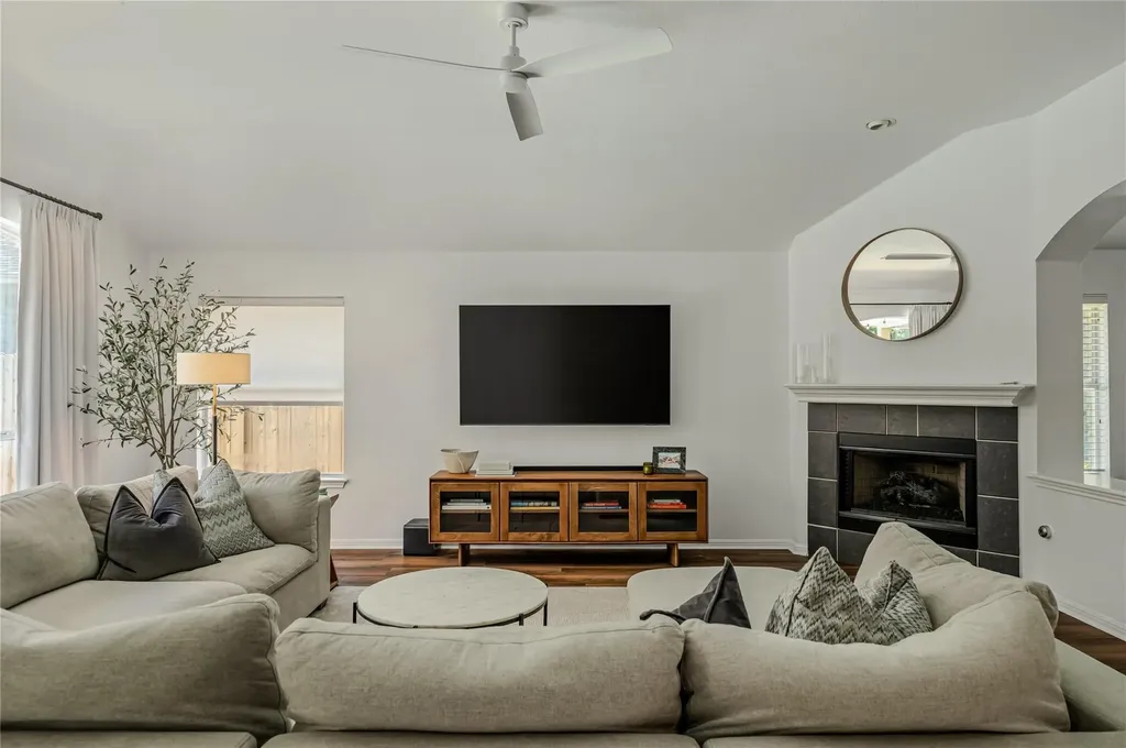 1538 Homewood Circle Round Rock TX 78665