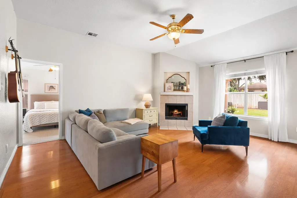 304 Adkins Cove Georgetown TX 78626