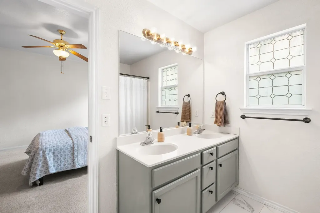 304 Adkins Cove Georgetown TX 78626