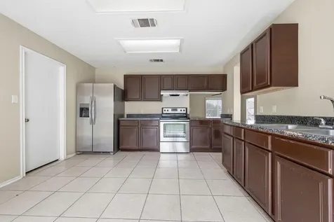 1109 Bradbury Lane Austin TX 78753