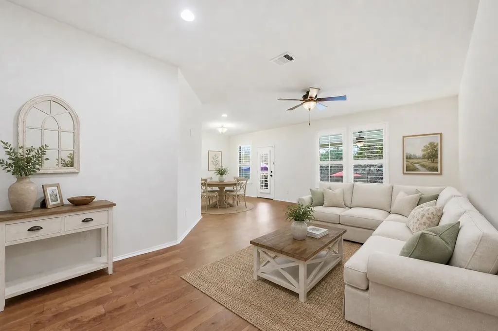 900 Lily Pad Lane Leander TX 78641