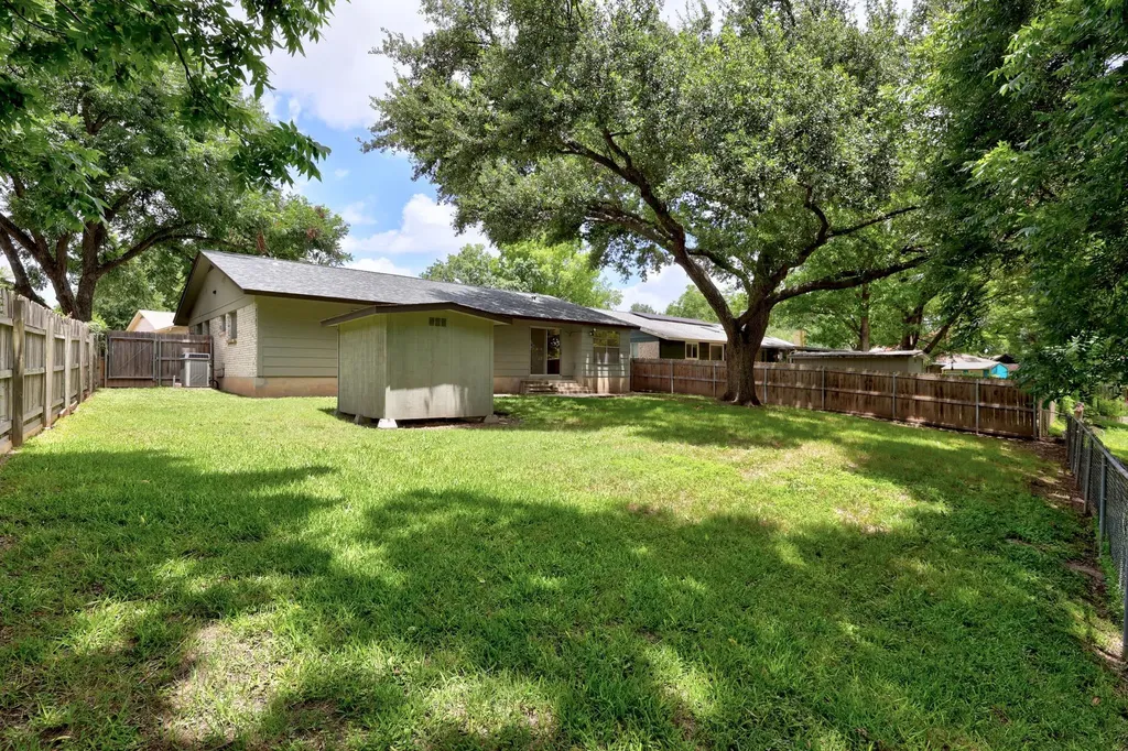 7303 Brookhollow Drive Austin TX 78752